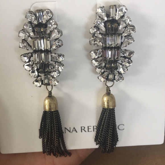 NWT!!! Banana Republic Earrings - Picture 4 of 4